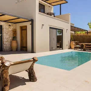  Holiday home Hilaritas Premium Seafront Stay - April & May Limited Spring Offer!